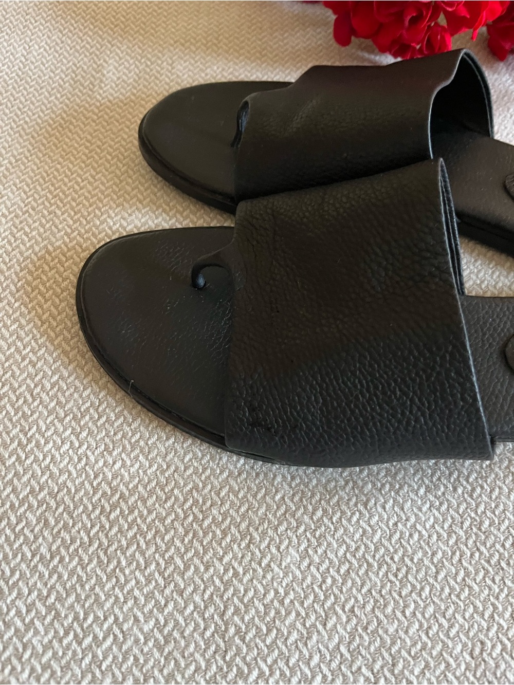 Eileen Fisher Edge Black Leather Slip On Sandals Size 9.5 - Picture 5 of 6